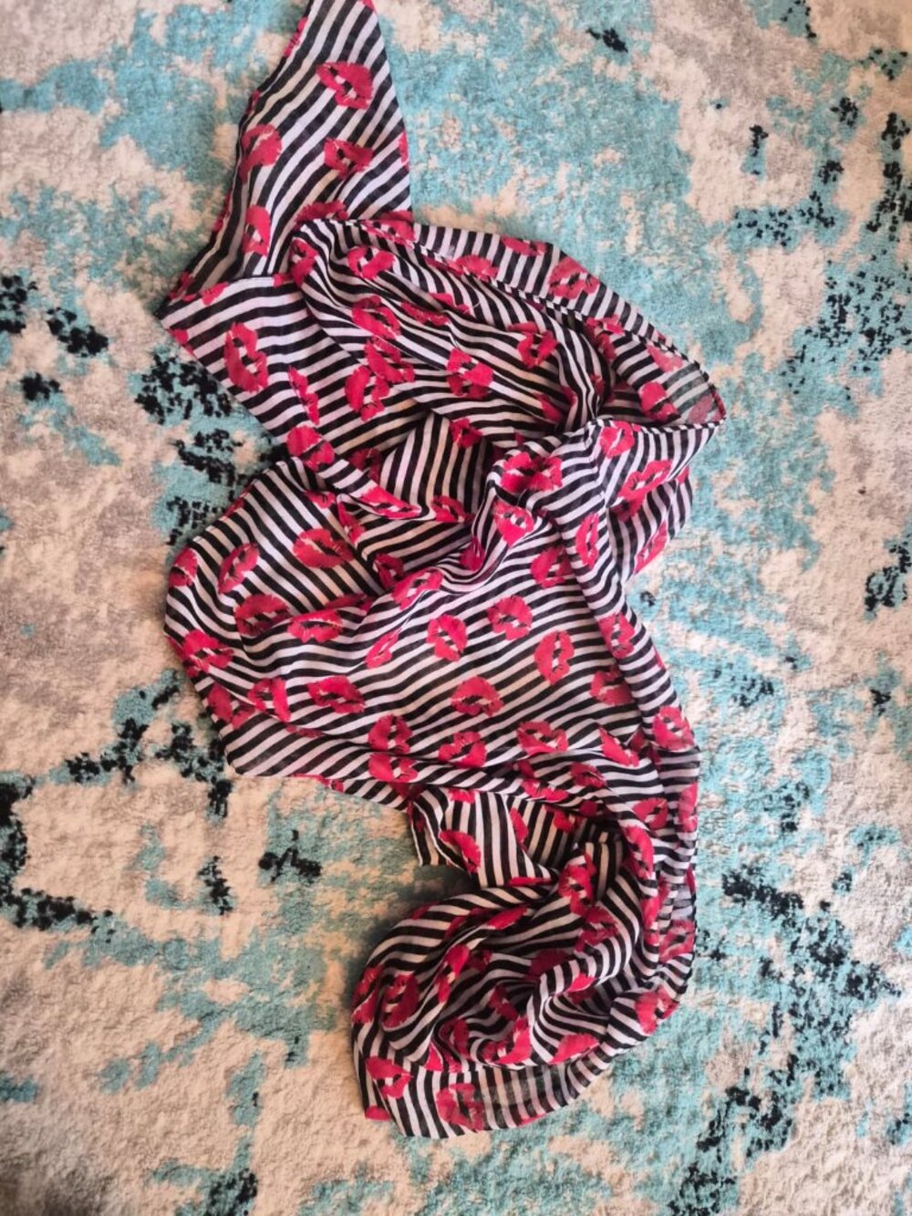 Striped Kiss Mark Scarf